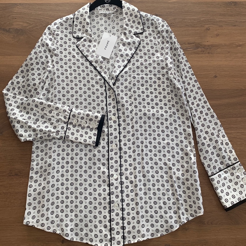 NWT Frame 100% silk top